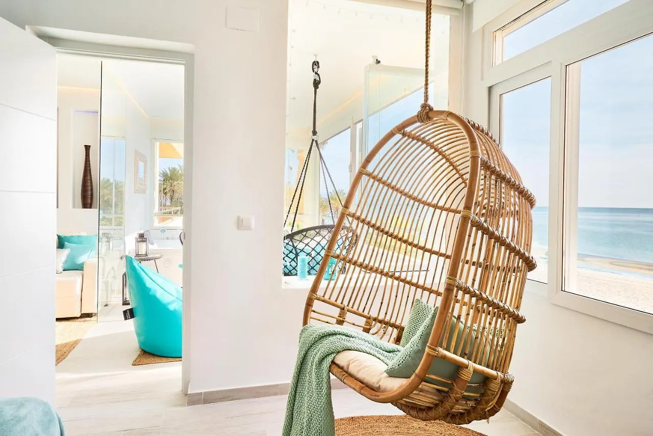 Puro Beach. Charming Apartment With Jacuzzi. トレモリノス スペイン