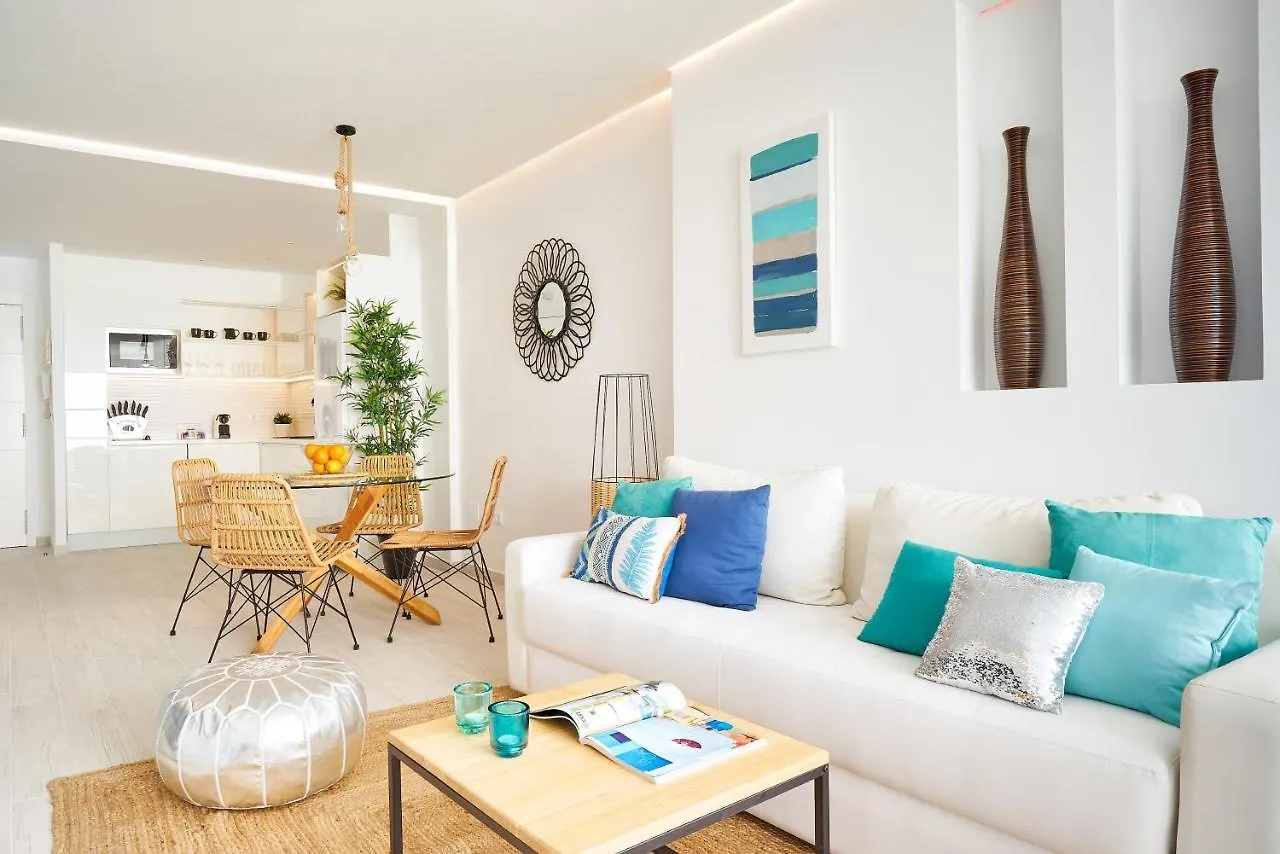Puro Beach. Charming Apartment With Jacuzzi. Torremolinos 0*,  Spain