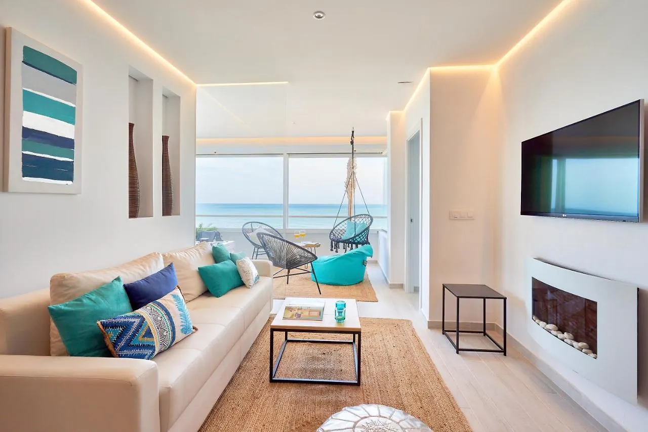 Puro Beach. Charming Apartment With Jacuzzi. Torremolinos