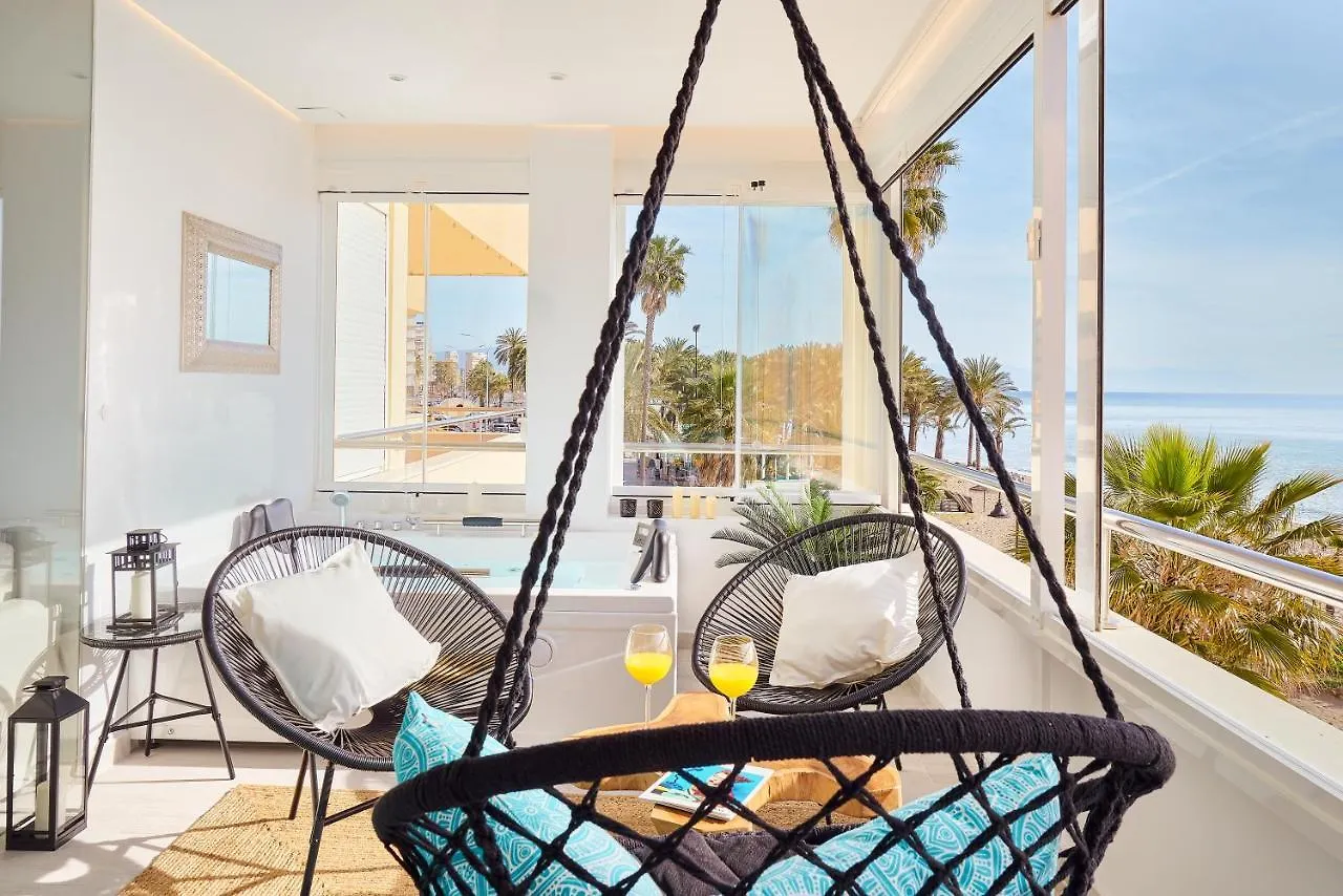 Puro Beach. Charming Apartment With Jacuzzi. Torremolinos