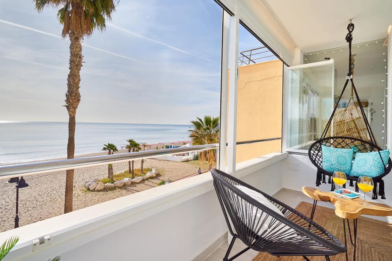 Puro Beach. Charming Apartment With Jacuzzi. Torremolinos